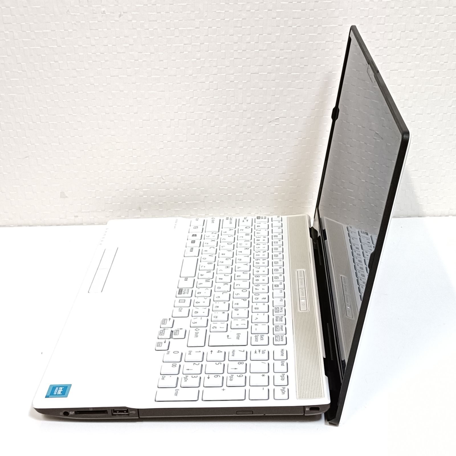 美品】2023年製 富士通 Windows11ノート SSD256GB - メルカリ