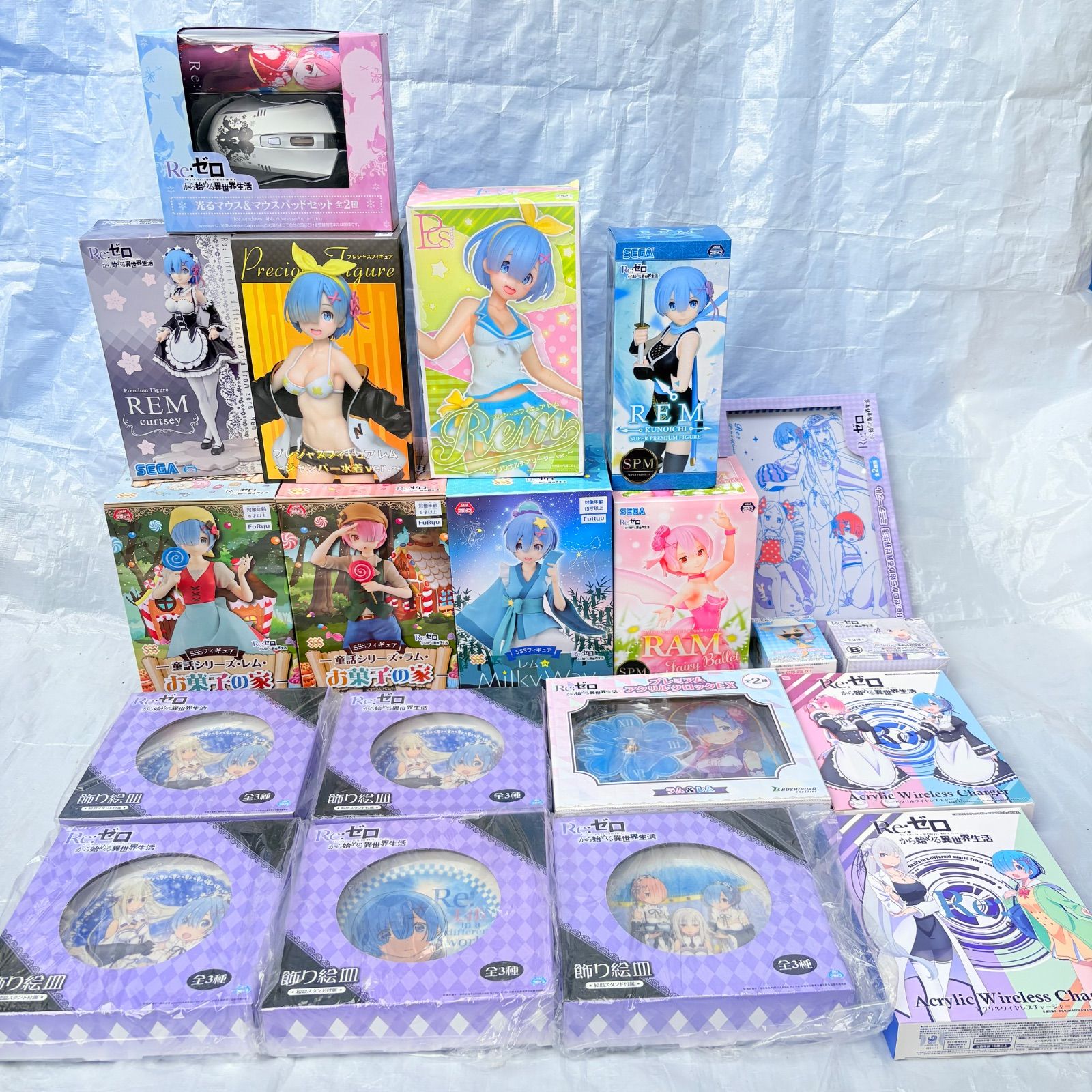 グリーン Re:ゼロ レム フィギュア 時計 セット 18点まとめ売り】リゼロ グッズ フィギュア 飾り絵皿 時計 大量セット
