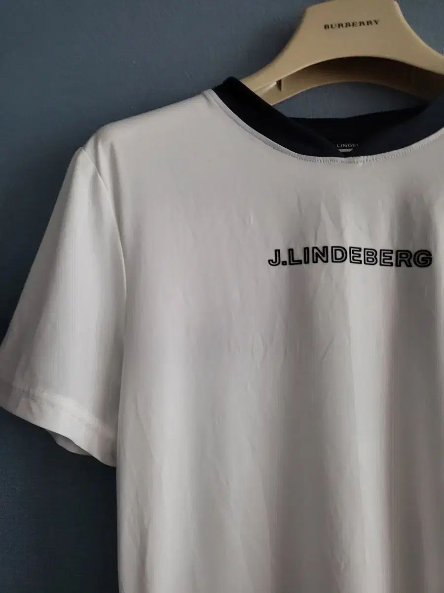 J LINDEBERG 半袖Tシャツ 白 J LINDEBERG 半袖Tシャツ 白