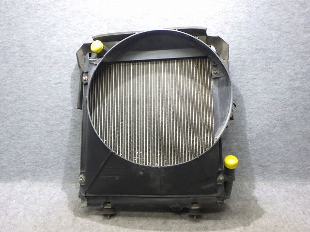 キャンター　純正ラジエター　FD501B　07年　MC127005　FD　MC127207　260619002