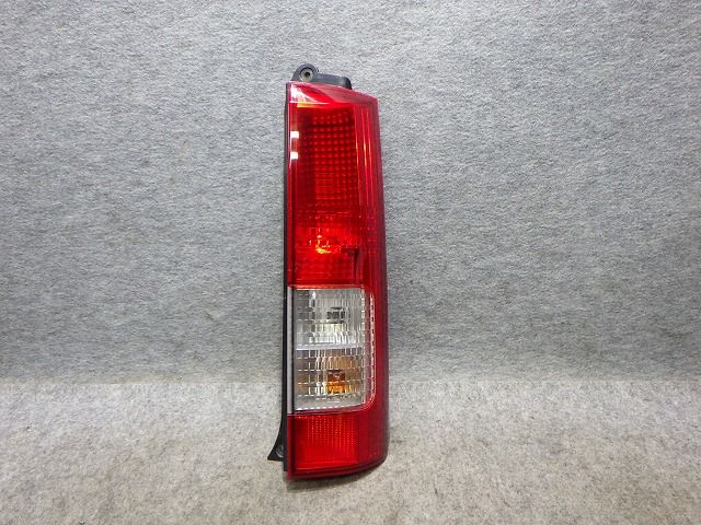 エブリイ テールランプ 純正 スズキ エブリイ DA18V DA17V DA64V用