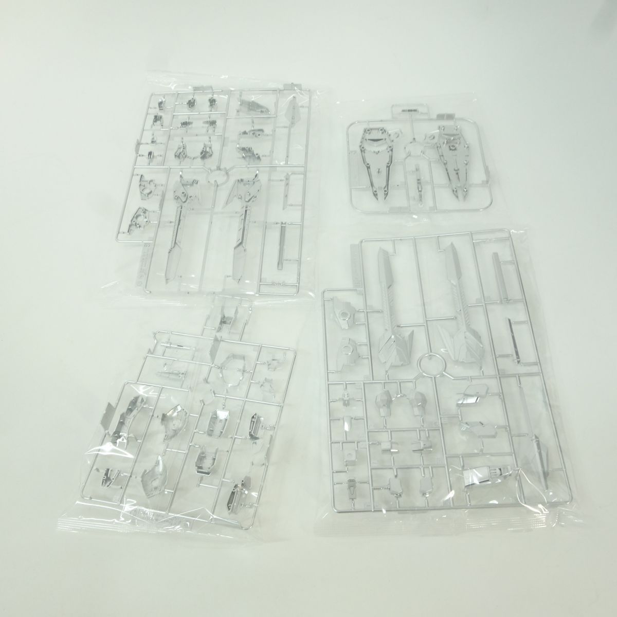 【未組立】 MG 1/100 機動戦士ガンダムSEED フリーダムガンダム Ver.2.0 シルバーコーティング ※内袋未開封 【未組立】 MG 1/100 機動戦士ガンダムSEED フリーダムガンダム Ver.2.0 シルバーコーティング ※内袋未開封