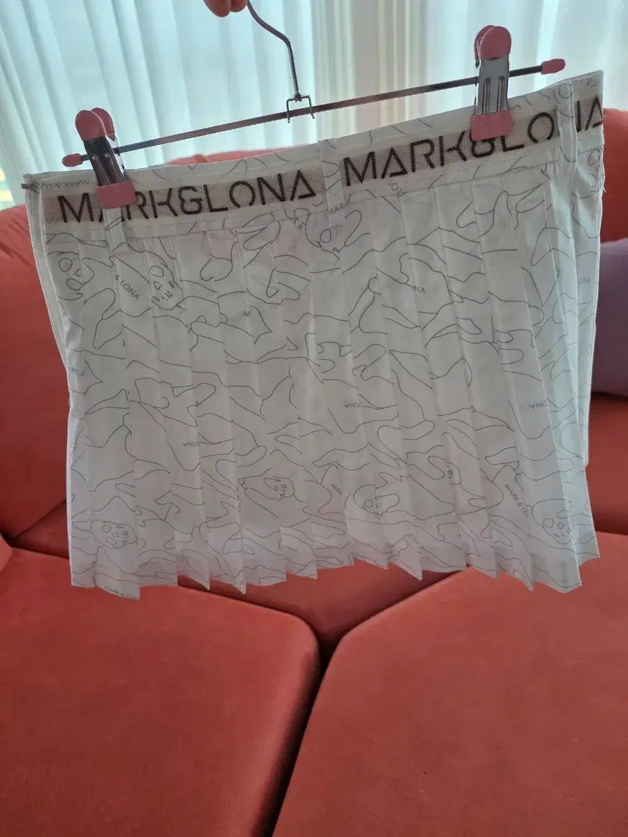 MARK & LONA マークアンドロナ プリーツ スカート