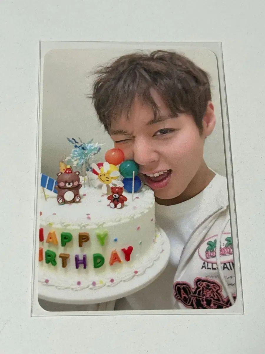 パク・ジフン(PARK JIHOON) フニデイ トレカ - メルカリ