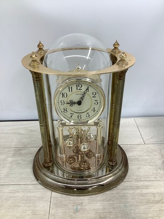 SEIKO - SEIKOレトロ装飾的なガラスドーム付き置時計の通販 クォーツ