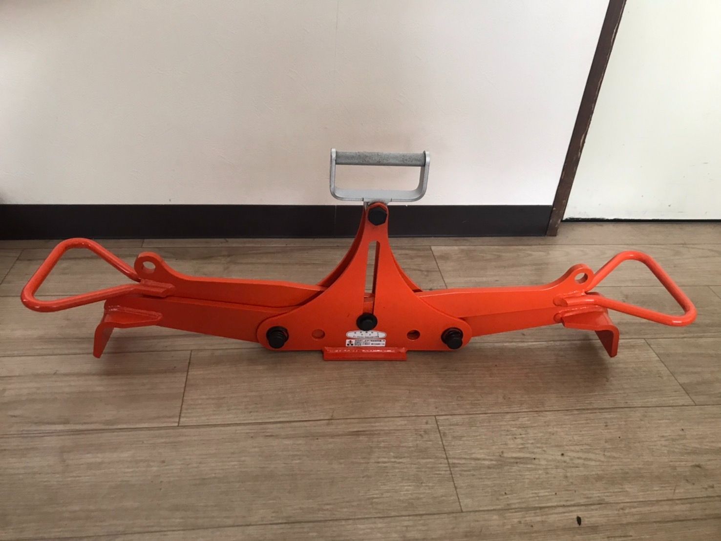 ● 未使用 イーグルクランプ U字溝蓋用クランプ UGH-200KG ●