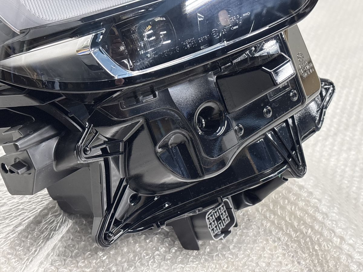 美品マツダ KH5P CX-60 純正 LED ヘッドライト ヘッドランプ 右側 運転席側