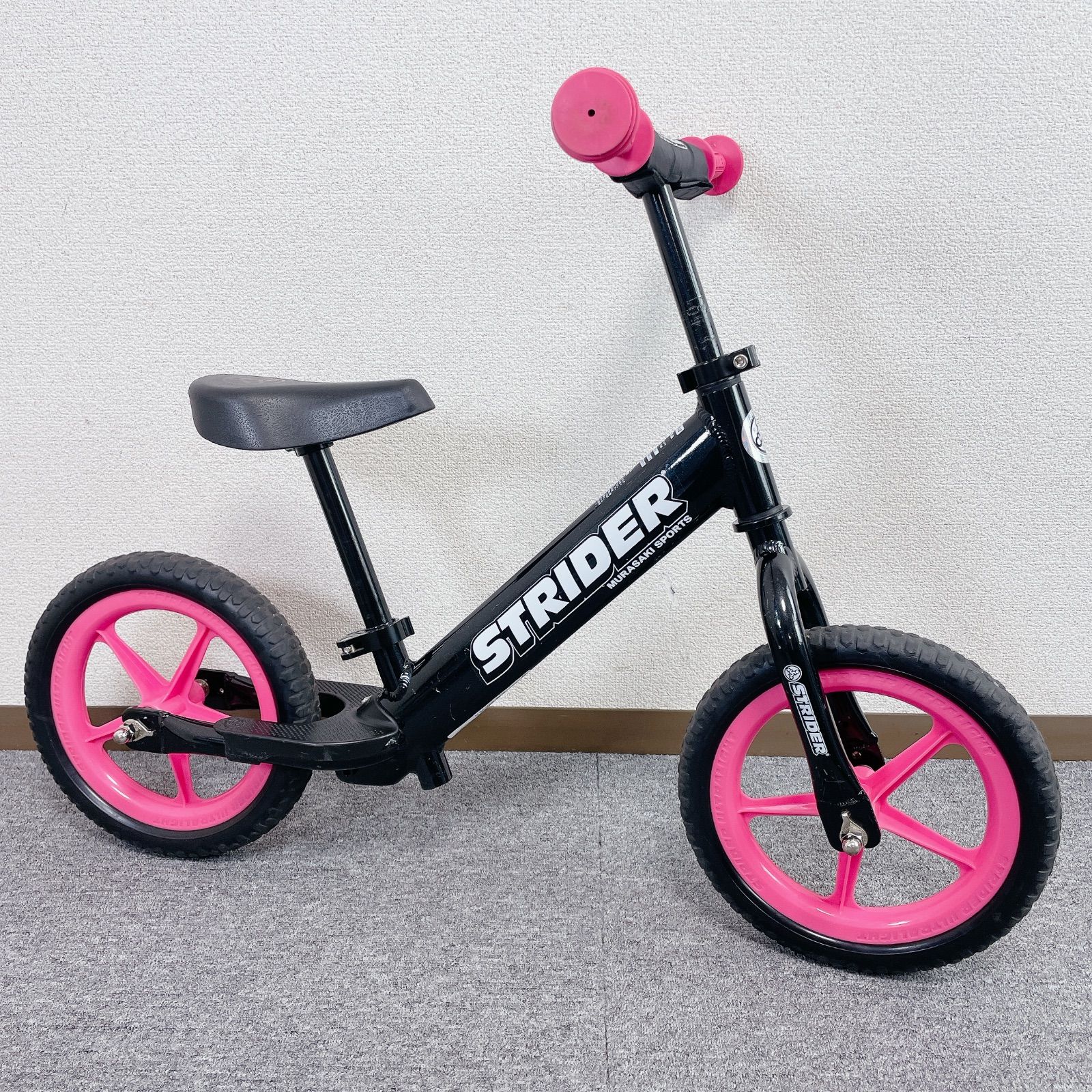 STRIDER PRO ムラサキスポーツ限定 ブラック×ピンク