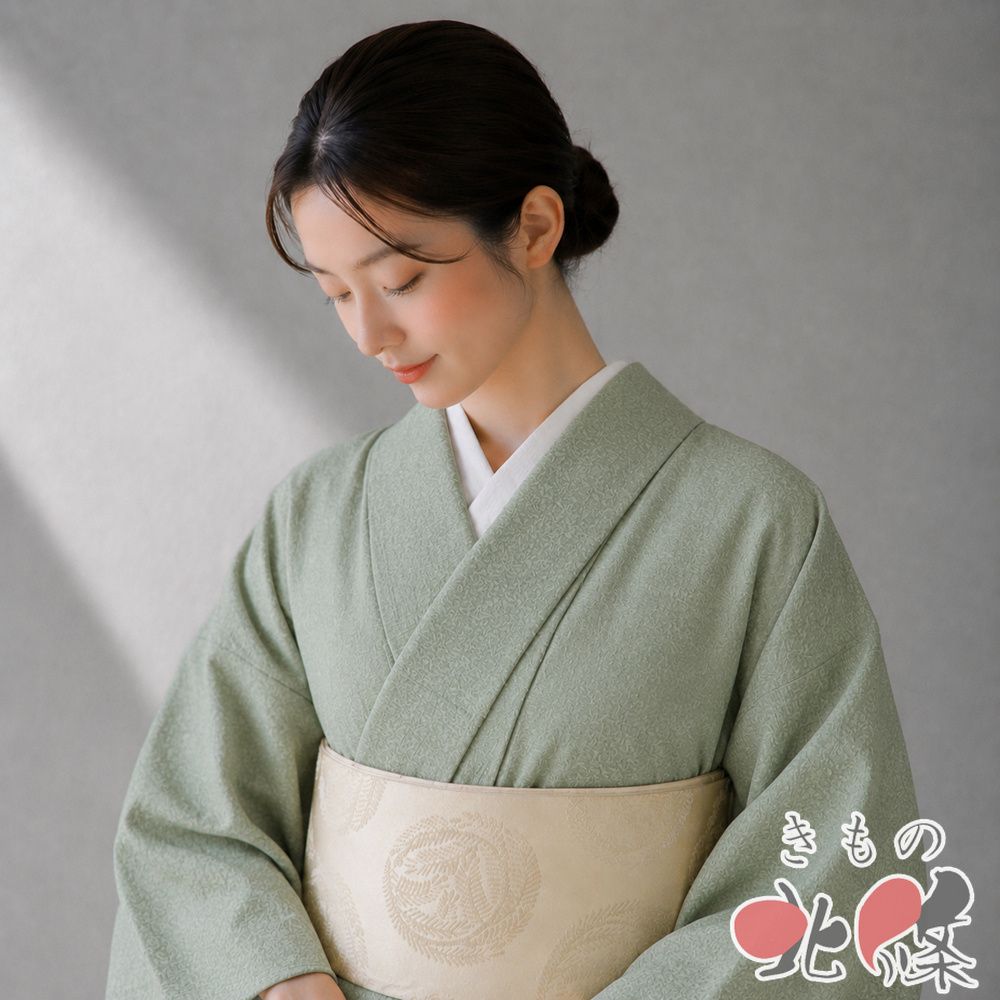 色無地 着物 中古 正絹 単衣 紋付き セミフォーマル 柳染色 身丈155cm 63cm SA きもの北條 A1382-5