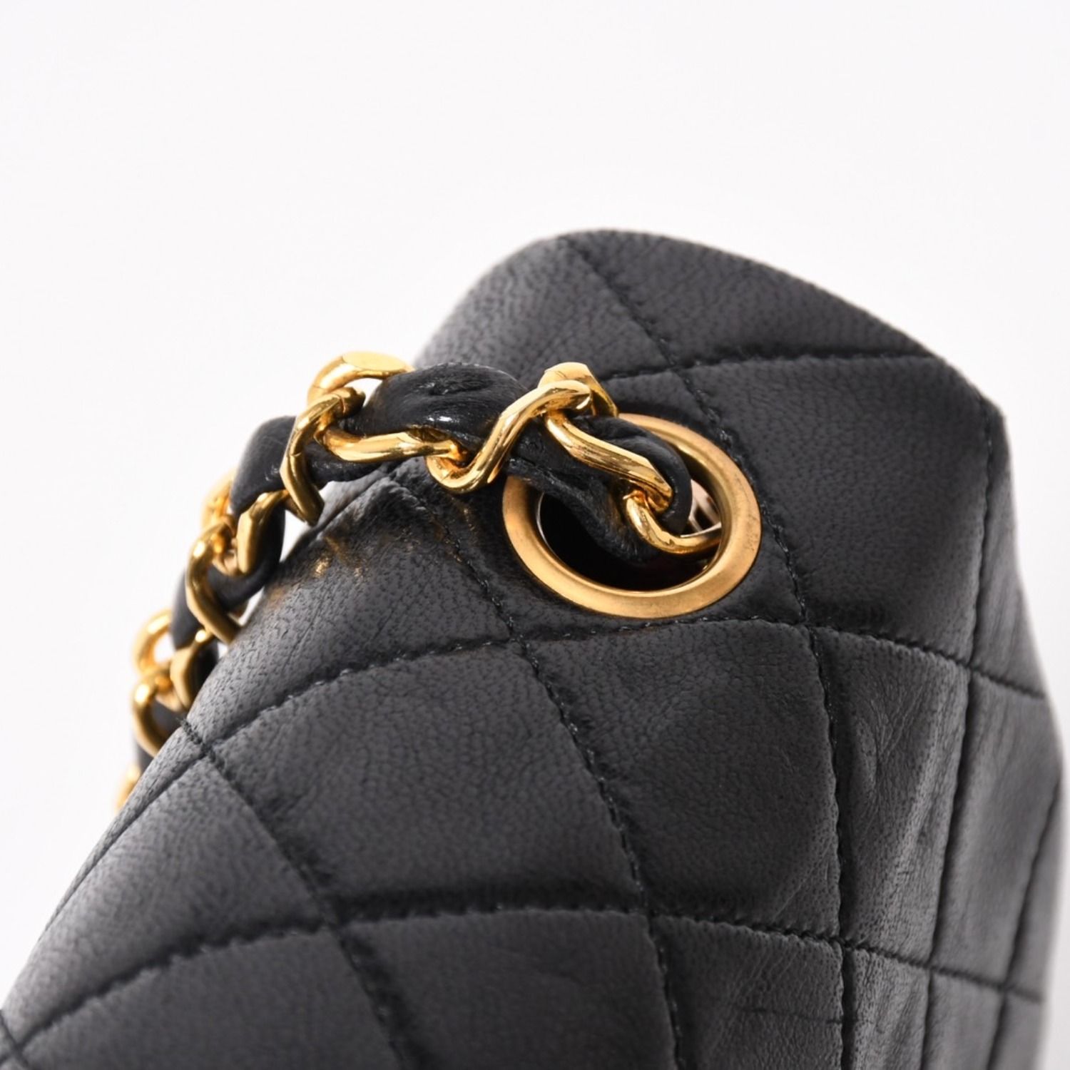 CHANEL シャネル ミニマトラッセ チェーンショルダーバッグ ラムスキン