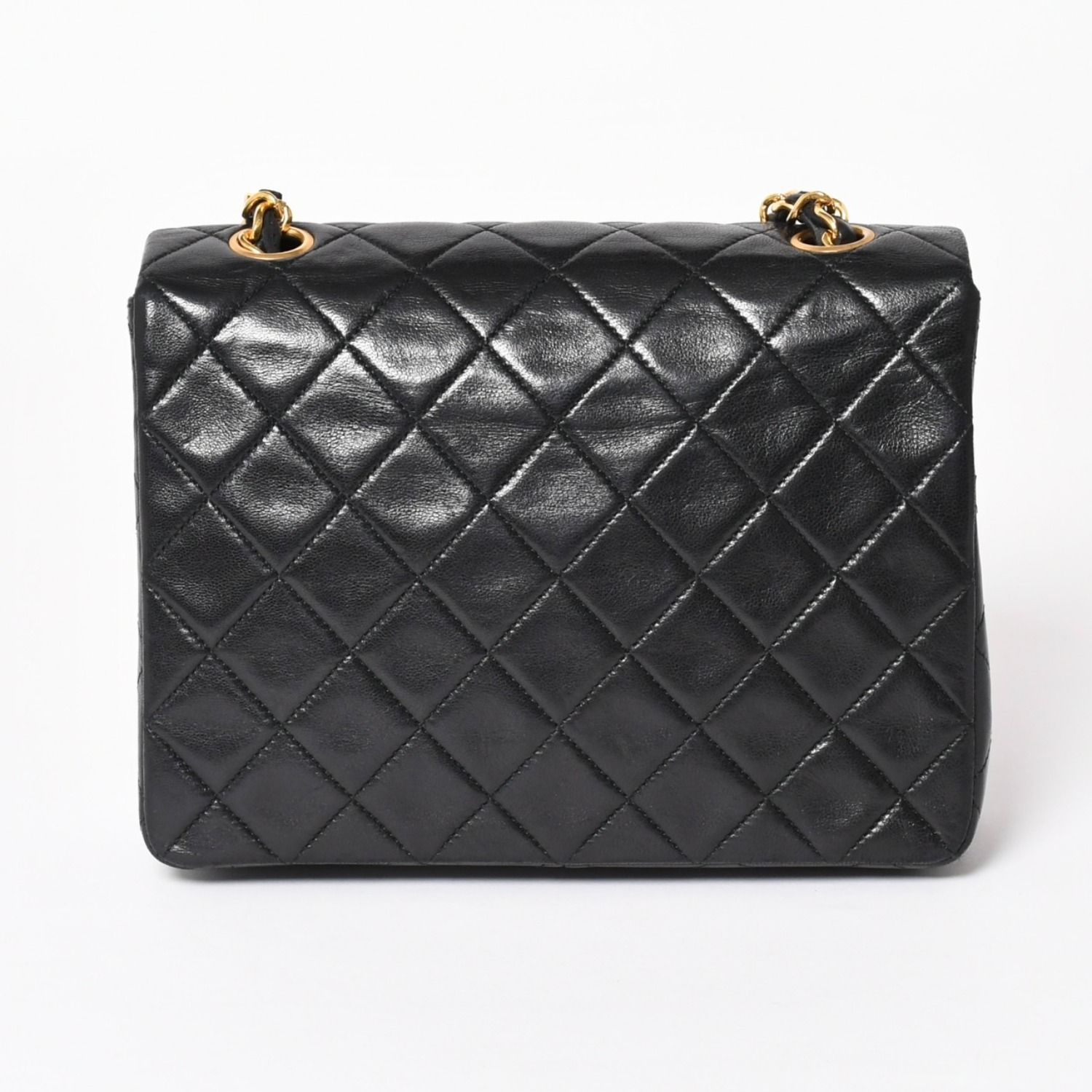 CHANEL シャネル ミニマトラッセ チェーンショルダーバッグ ラムスキン