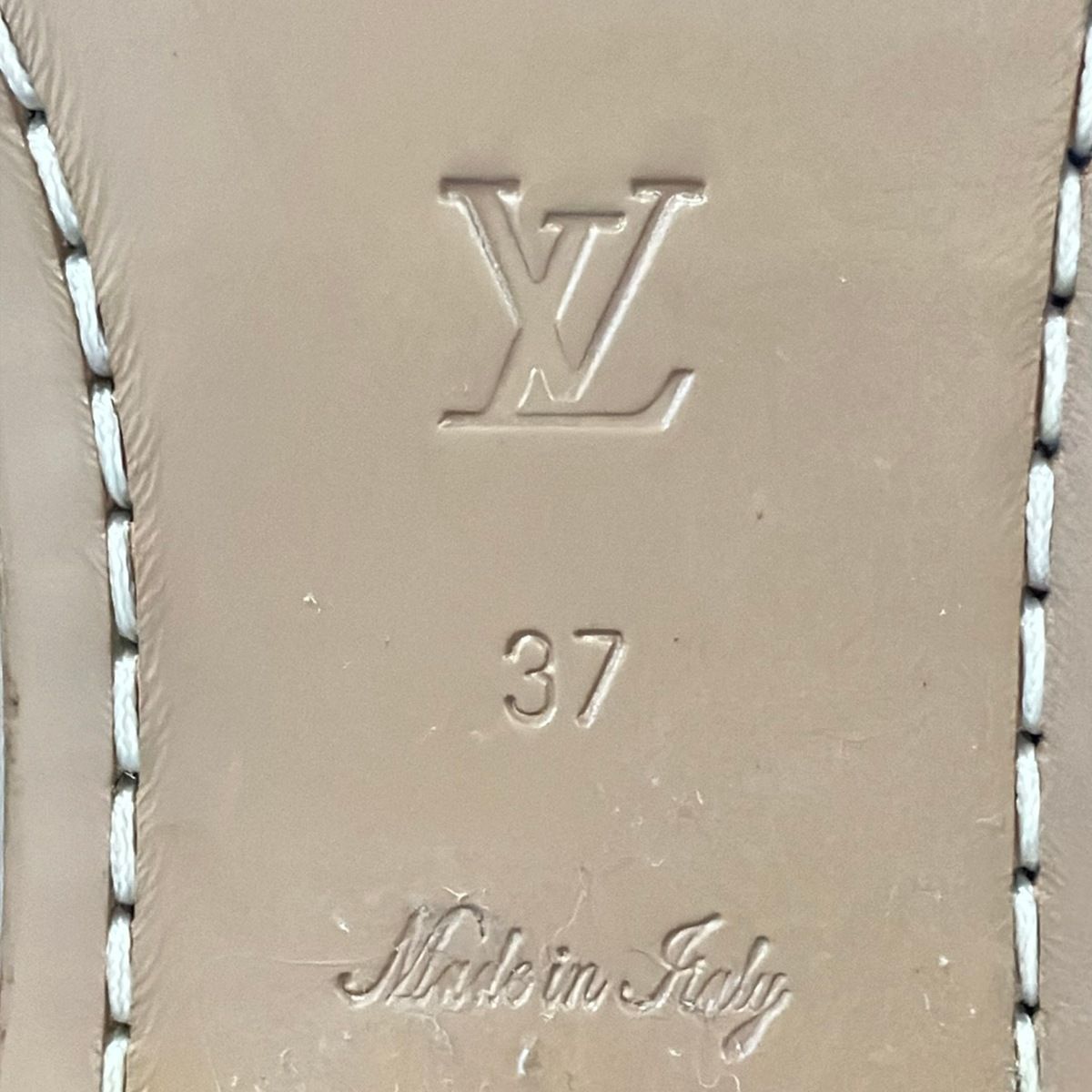 LOUIS VUITTON(ルイヴィトン) ロングブーツ 37 レディース - ベージュ