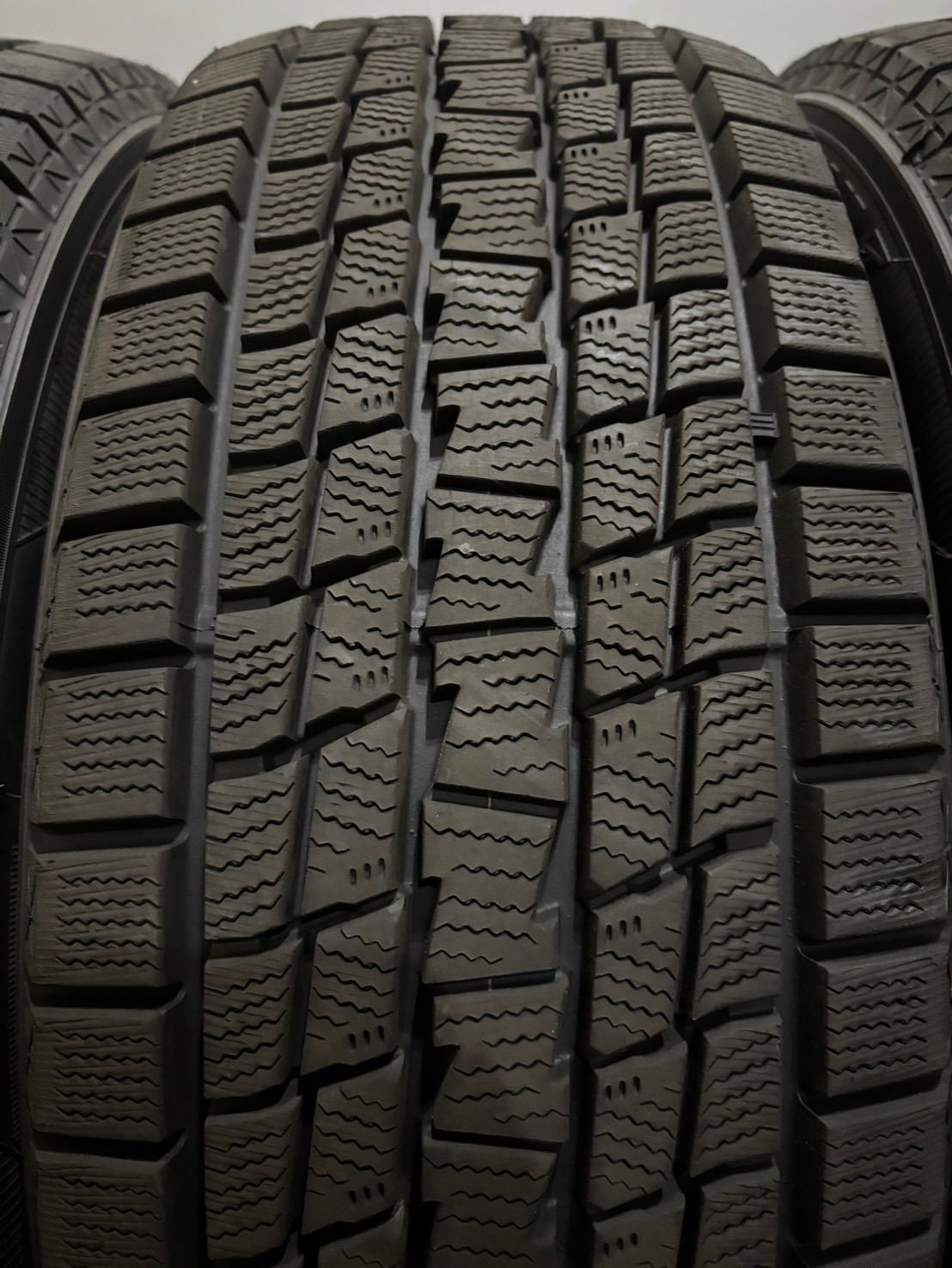 ★225/55R19 GOODYEAR/ICENAVI SUV 23年製 スタッドレス 4本 ハリアー NX (南7-M596)