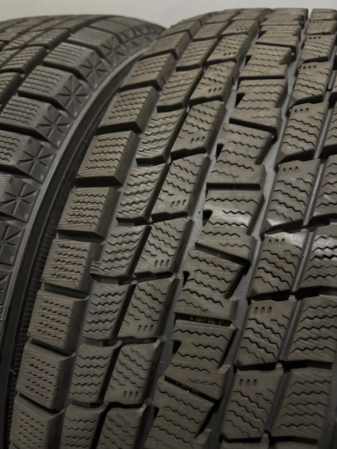 ★225/55R19 GOODYEAR/ICENAVI SUV 23年製 スタッドレス 4本 ハリアー NX (南7-M596)
