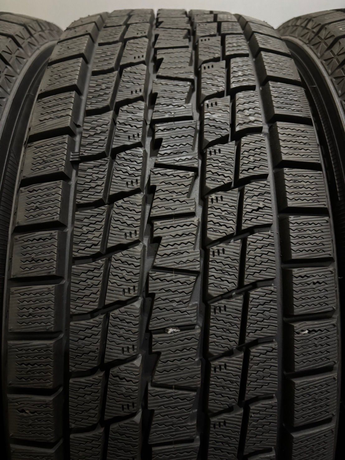 ★225/55R19 GOODYEAR/ICENAVI SUV 23年製 スタッドレス 4本 ハリアー NX (南7-M596)