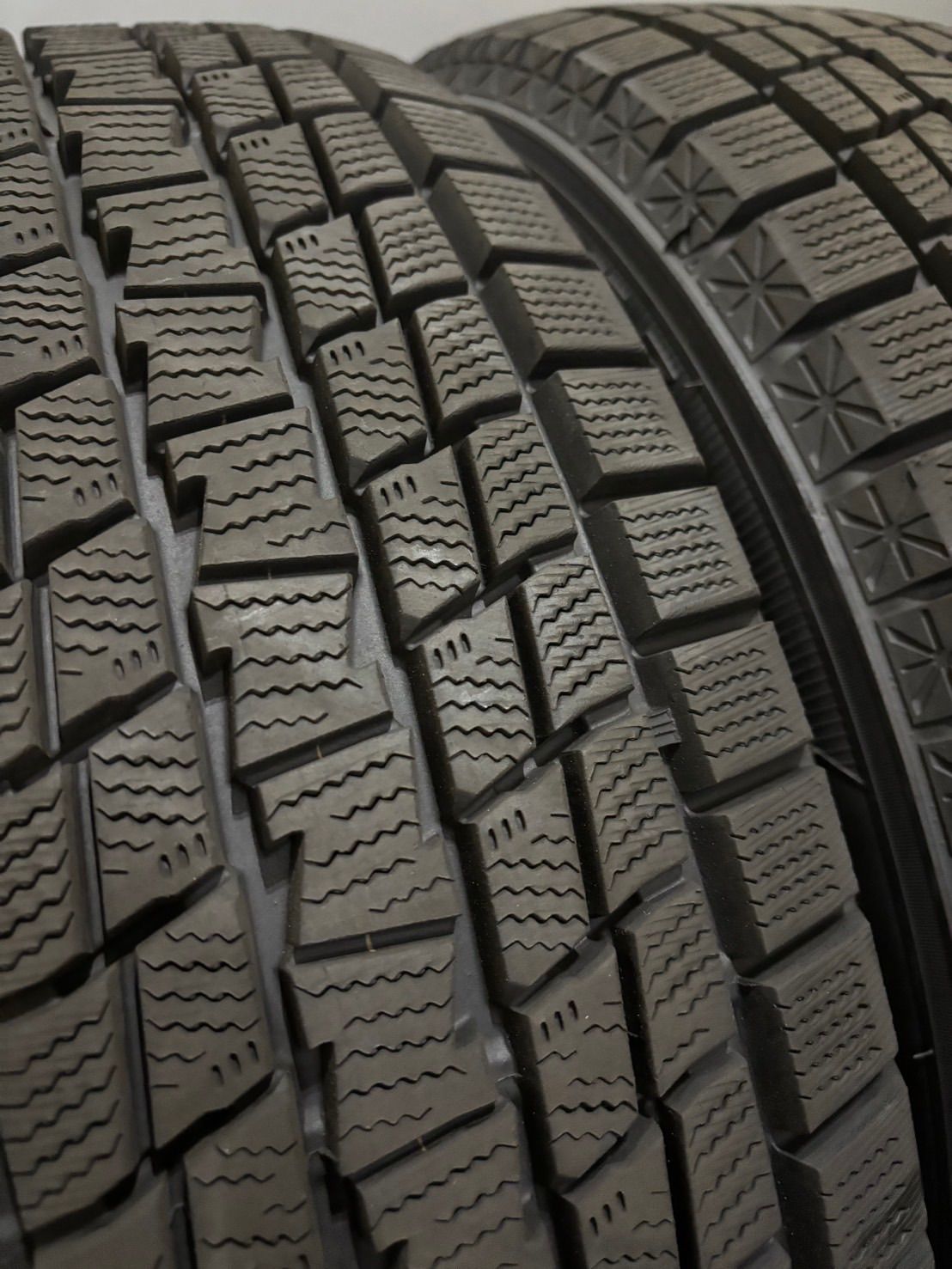 ★225/55R19 GOODYEAR/ICENAVI SUV 23年製 スタッドレス 4本 ハリアー NX (南7-M596)