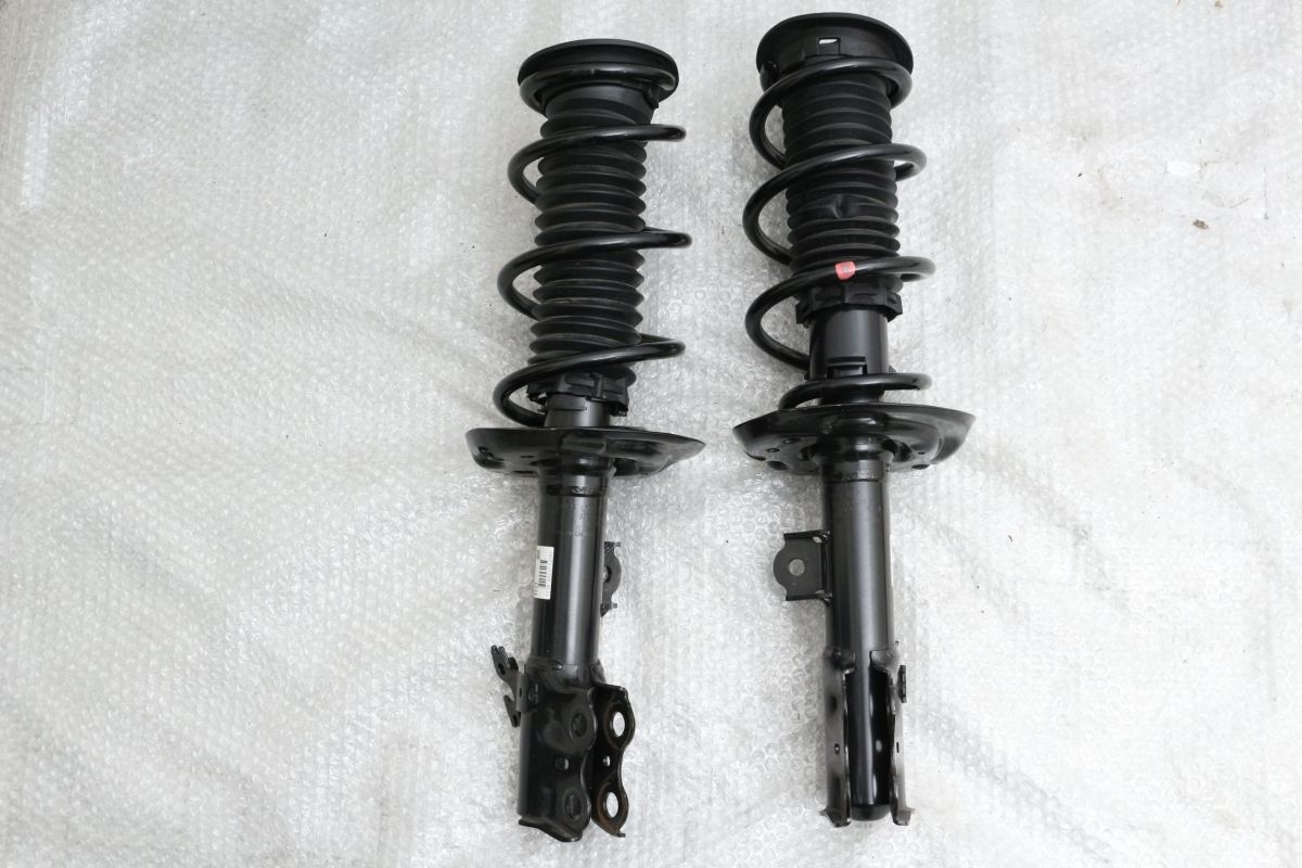 GRヤリス　純正サスペンションキット 程度良好品】トヨタ GRヤリス 純正 サスペンションキット 一式
