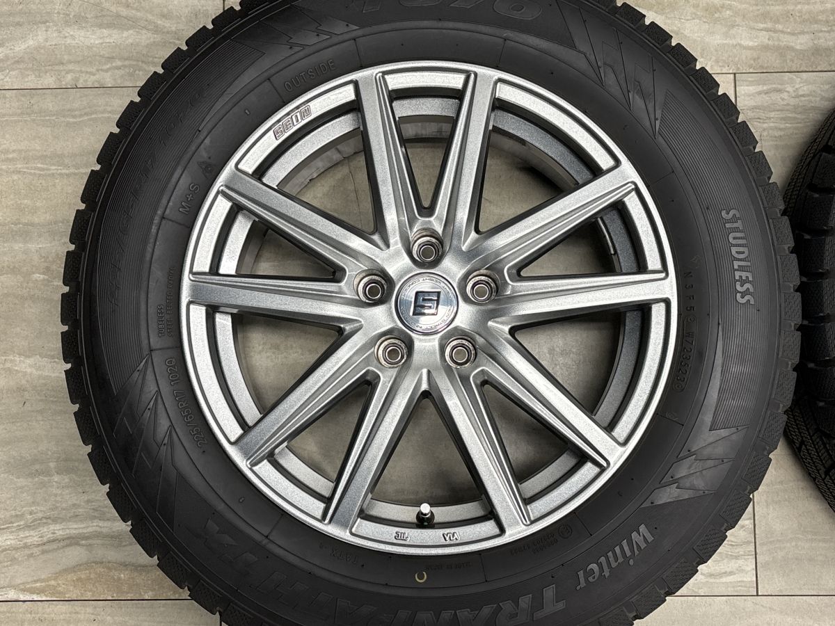 バリ溝 美品】ザイン 17in 7J +38 PCD114.3 トーヨー ウィンター