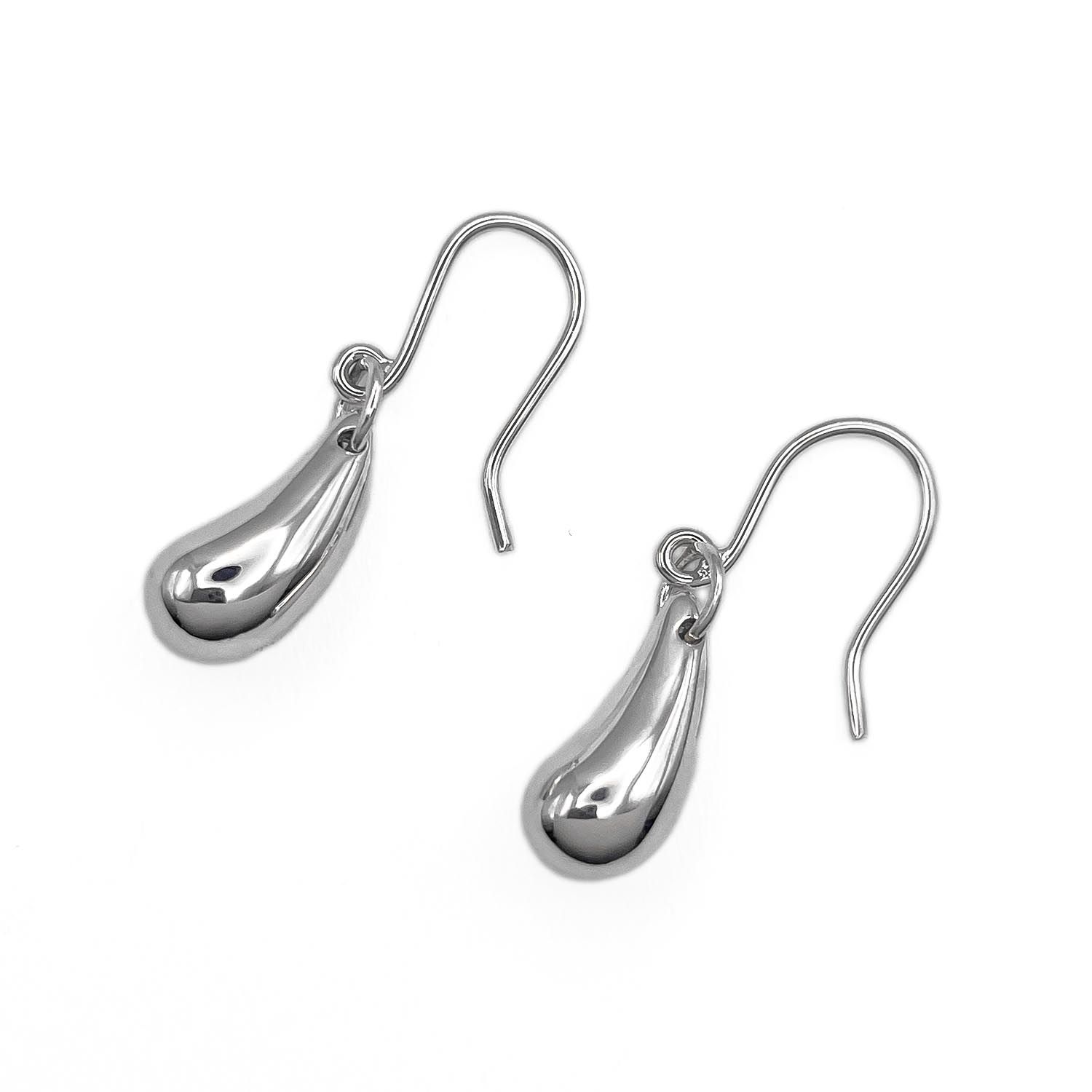 TIFFANY&Co. ティファニー ティアドロップ ピアス エルサ・ペレッティ SV925 シルバー 新品仕上済 レディース 【中古】