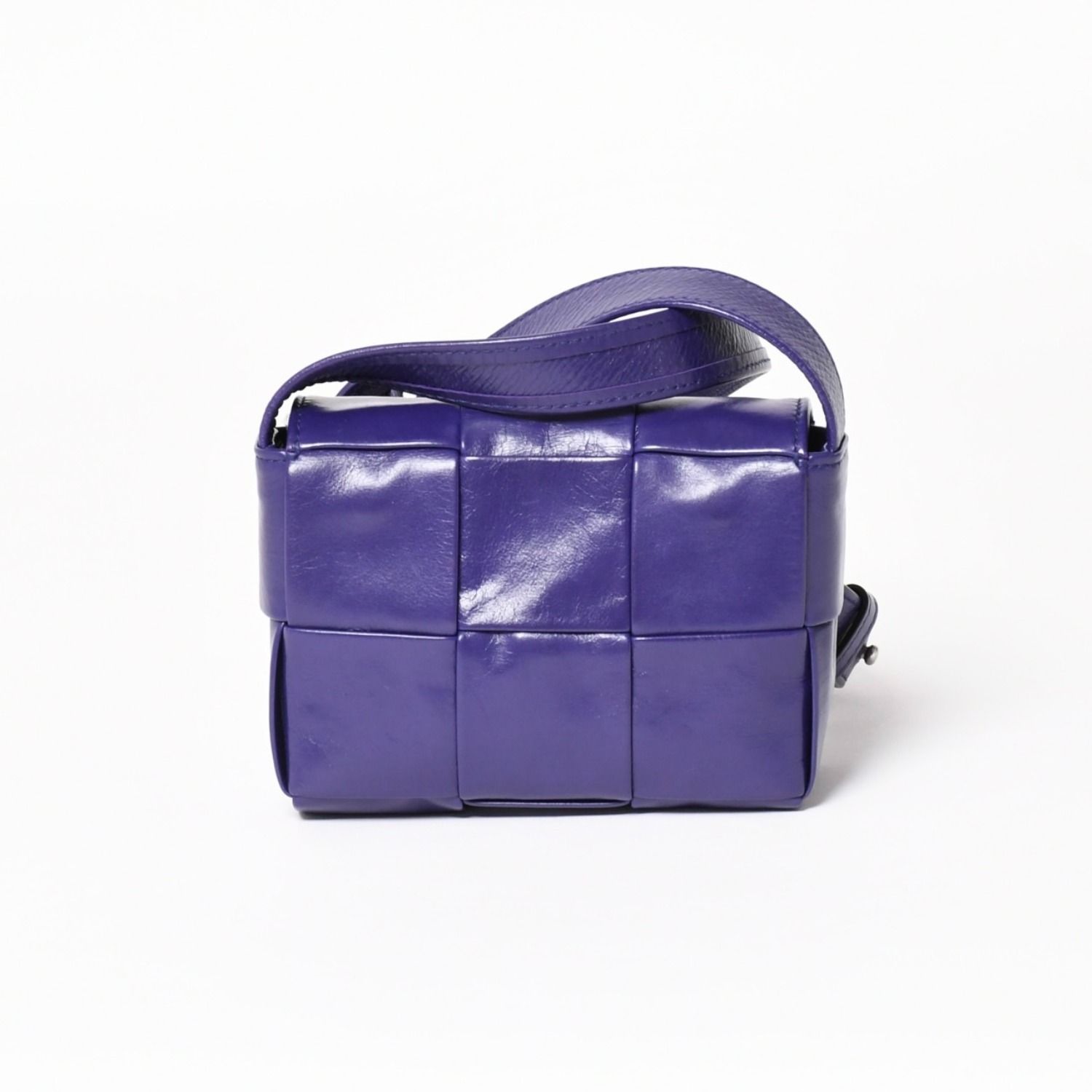 極美品ボッテガヴェネタ BOTTEGAVENETA ケース　ブルーパープル 極美品 BOTTEGA VENETA ボッテガ ヴェネタ キャンディカセット