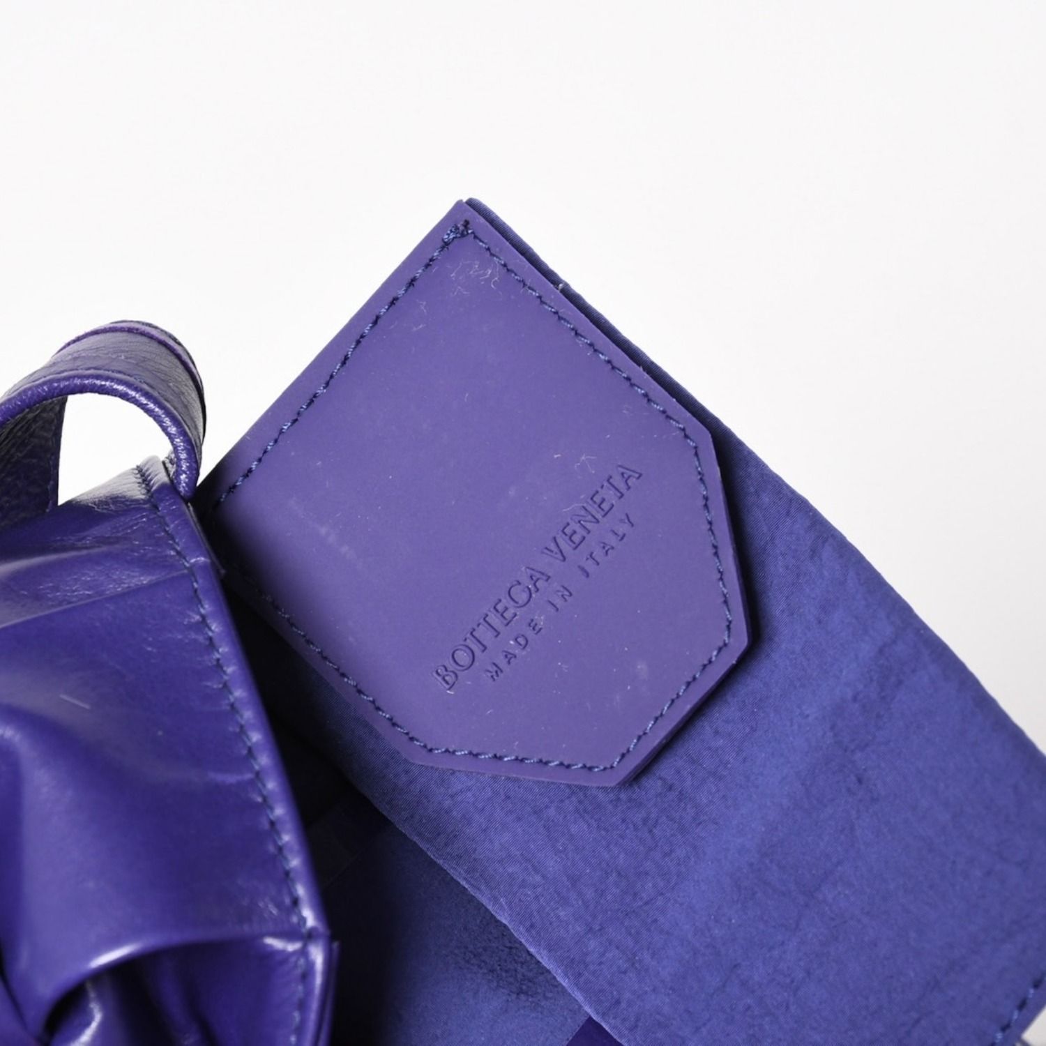 極美品 BOTTEGA VENETA ボッテガ ヴェネタ キャンディカセット