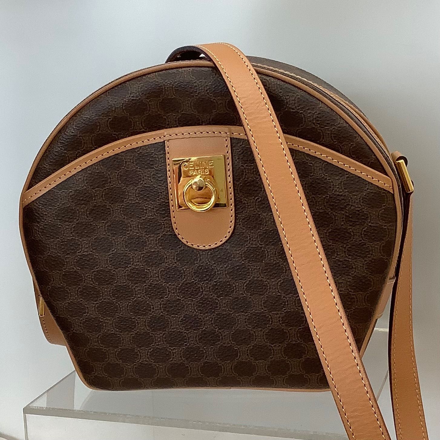 セリーヌCELINE ヴィンテージマカダムショルダーバッグ PARIS リユース