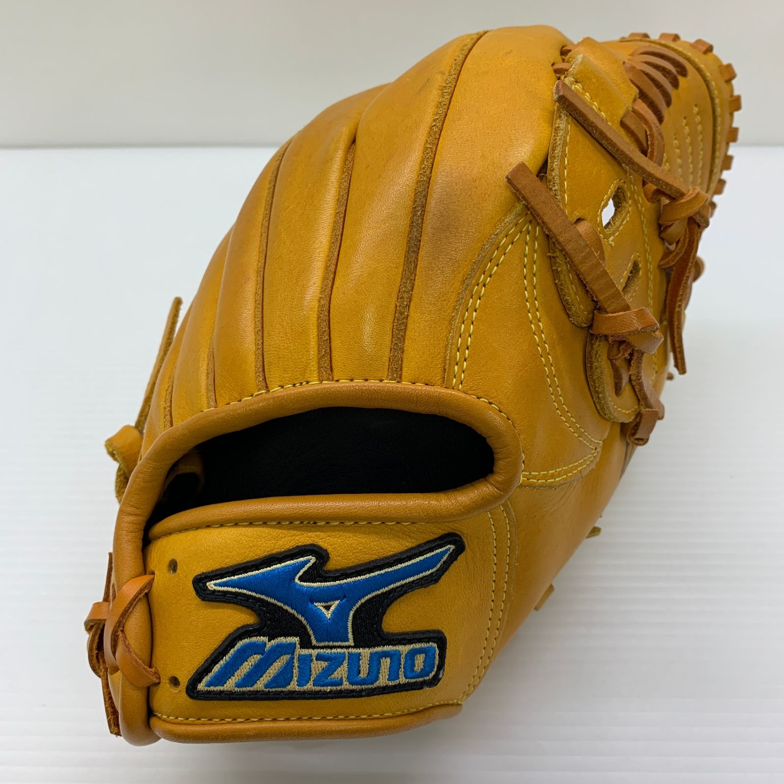 ミズノ MIZUNO 2GN36211 軟式 大人 一般 投手用 グローブ ピッチャー グラブ 右投げ 中古品 野球 9033