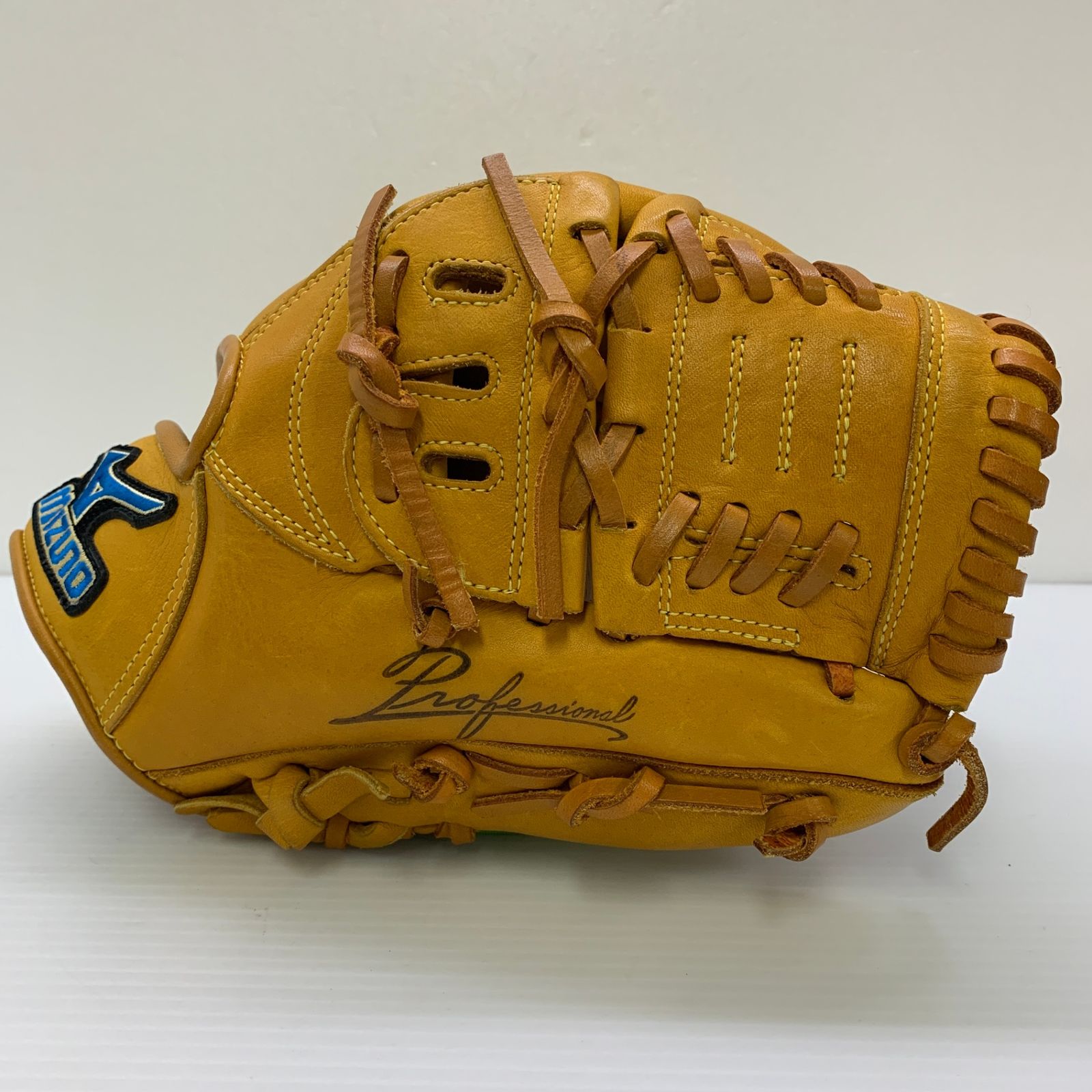 ミズノ MIZUNO 2GN36211 軟式 大人 一般 投手用 グローブ ピッチャー グラブ 右投げ 中古品 野球 9033