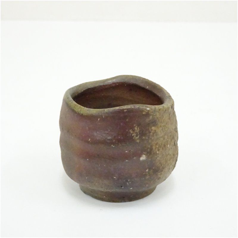 備前焼 中村六郎造 ぐい呑(共箱) ぐい呑み ぐい飲み おしゃれ かわいい 器 酒器 骨董 食器 ディスプレイ インテリア お酒 居酒屋 備前焼 中村六郎造 ぐい呑(共箱) ぐい呑み ぐい飲み おしゃれ かわいい 器 酒器 骨董 食器 ディスプレイ インテリア お酒 居酒屋