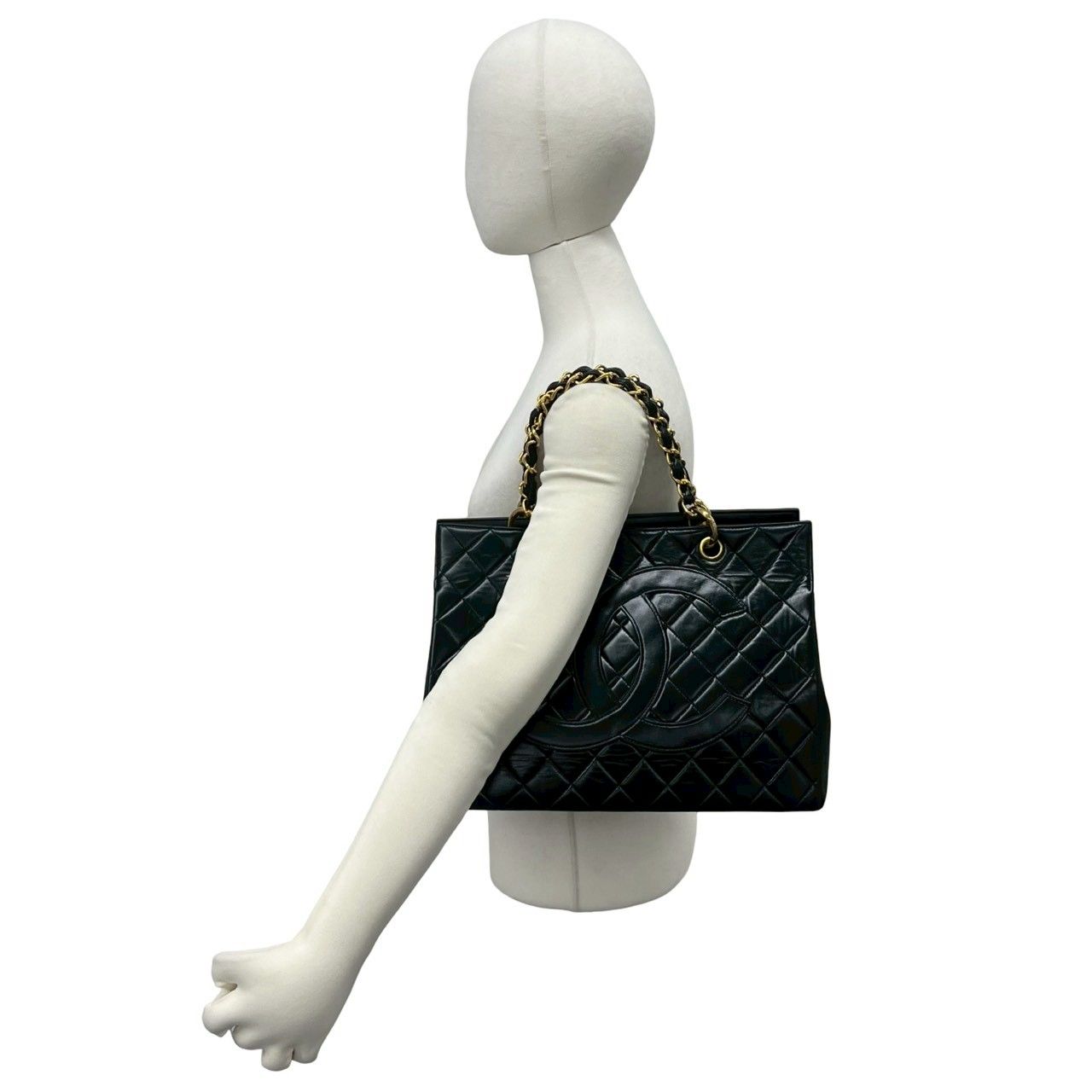 極 美品 カード シール有 4番台 CHANEL シャネル マトラッセ ココ