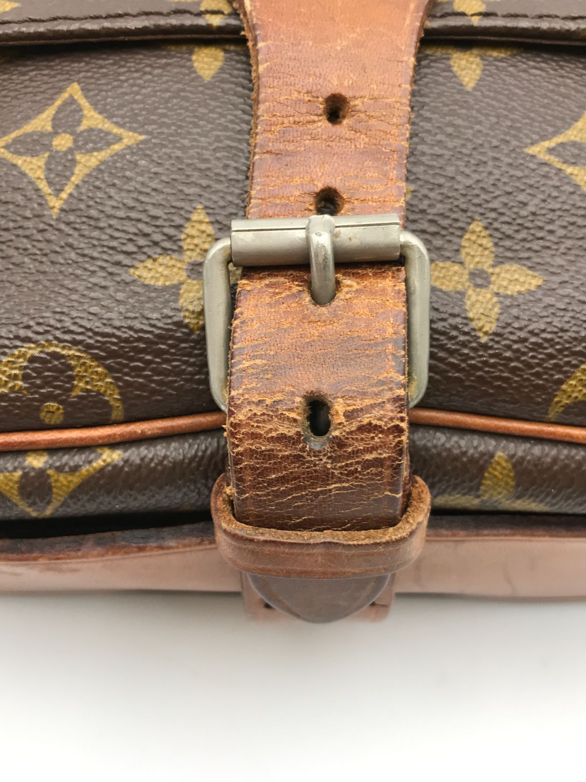 LOUIS VUITTON ルイヴィトン ショルダーバッグ カルトシエール ワン