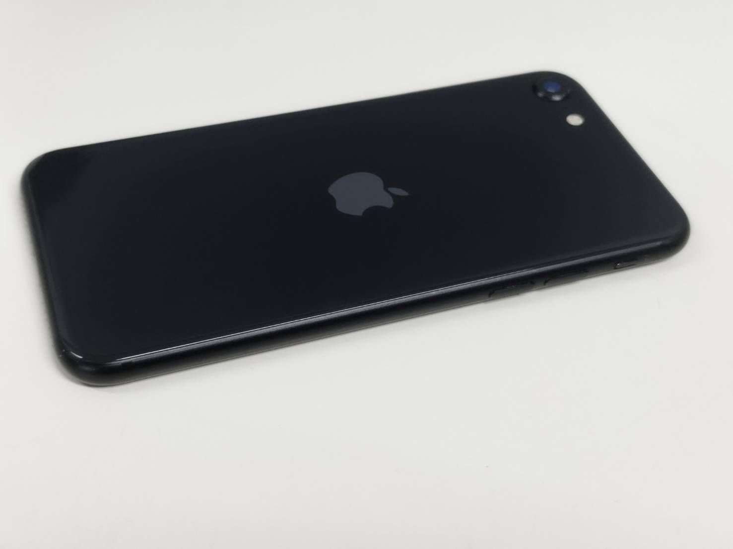 訳アリ】iPhone SE2 128GB ブラック SIMフリー - メルカリ