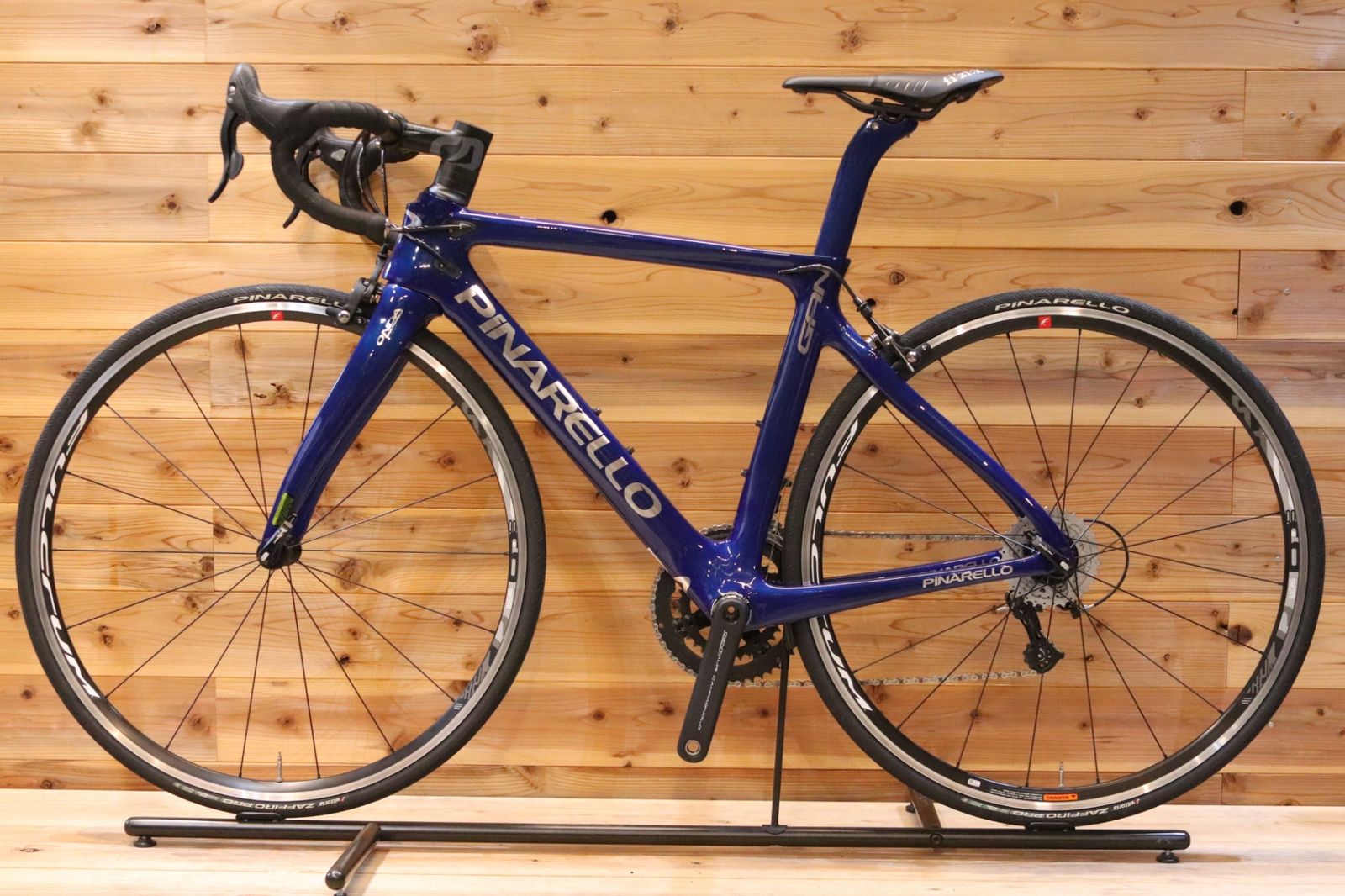 ピナレロ PINARELLO ガン GAN RIM 2019モデル 465サイズ カンパニョーロ ケンタウル 11S カーボン ロードバイク 【広島店】