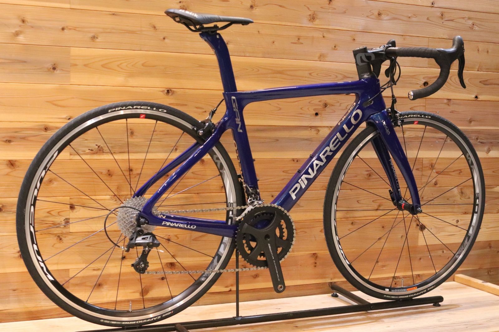 ピナレロ PINARELLO ガン GAN RIM 2019モデル 465サイズ カンパニョーロ ケンタウル 11S カーボン ロードバイク 【広島店】
