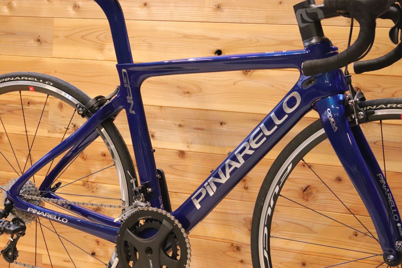 ピナレロ PINARELLO ガン GAN RIM 2019モデル 465サイズ カンパニョーロ ケンタウル 11S カーボン ロードバイク 【広島店】