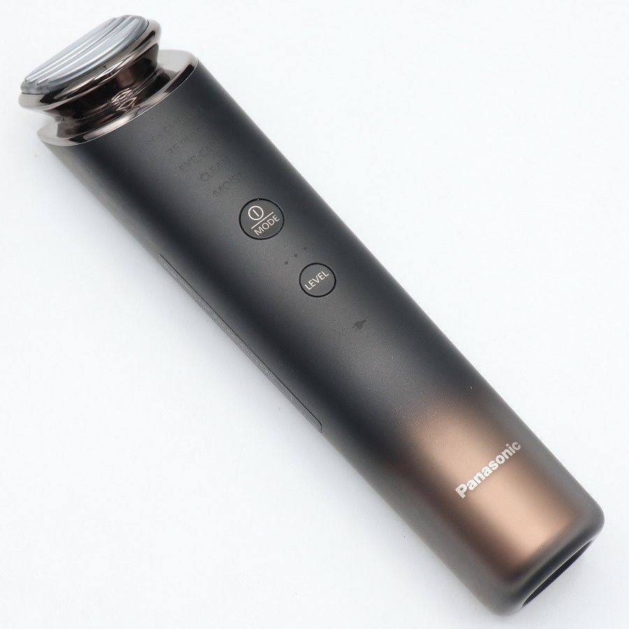Panasonic バイタリフト 商品特長・効果 | 特長 リフトケア美顔器