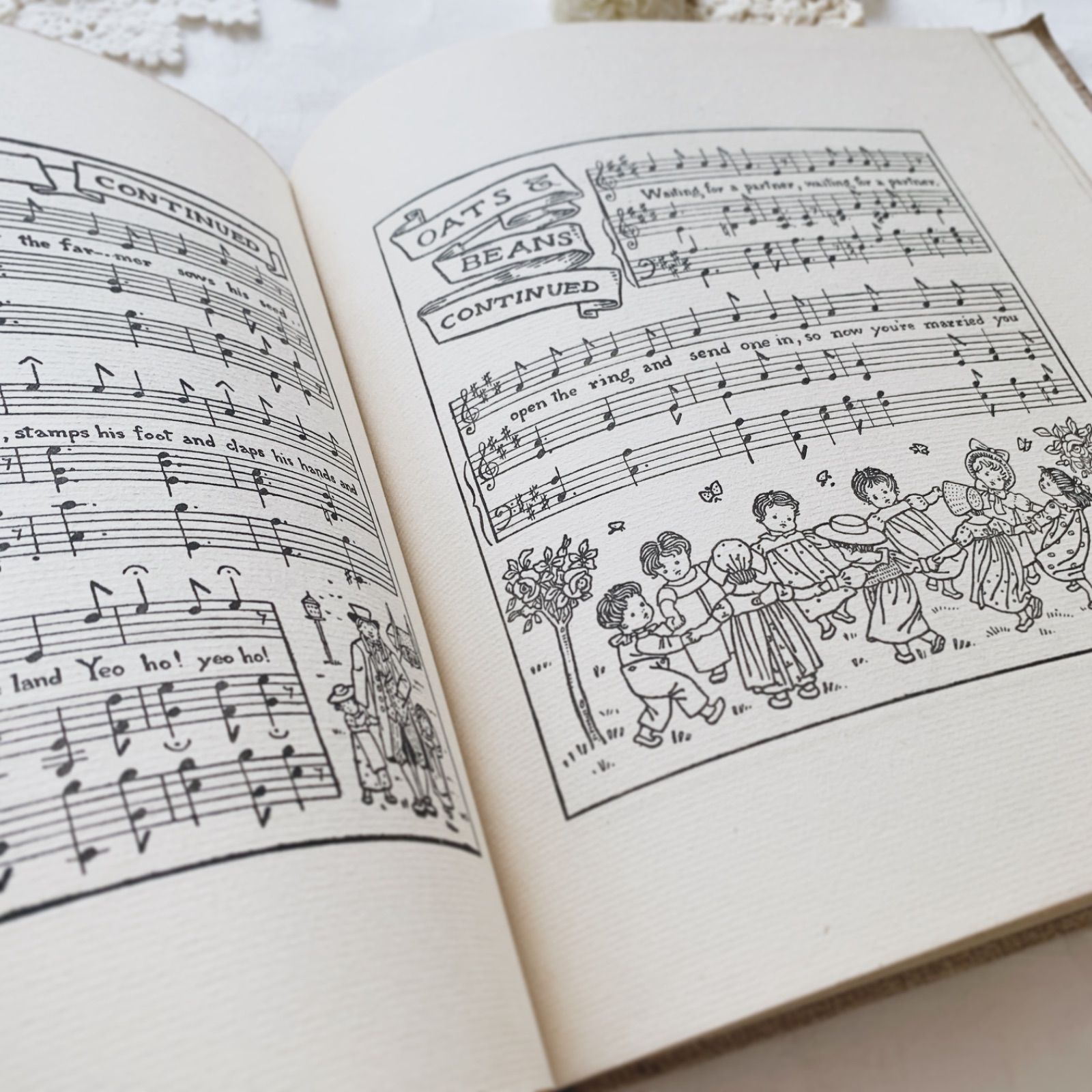 1894年出版 英国アンティーク歌絵本 Children's Singing Games