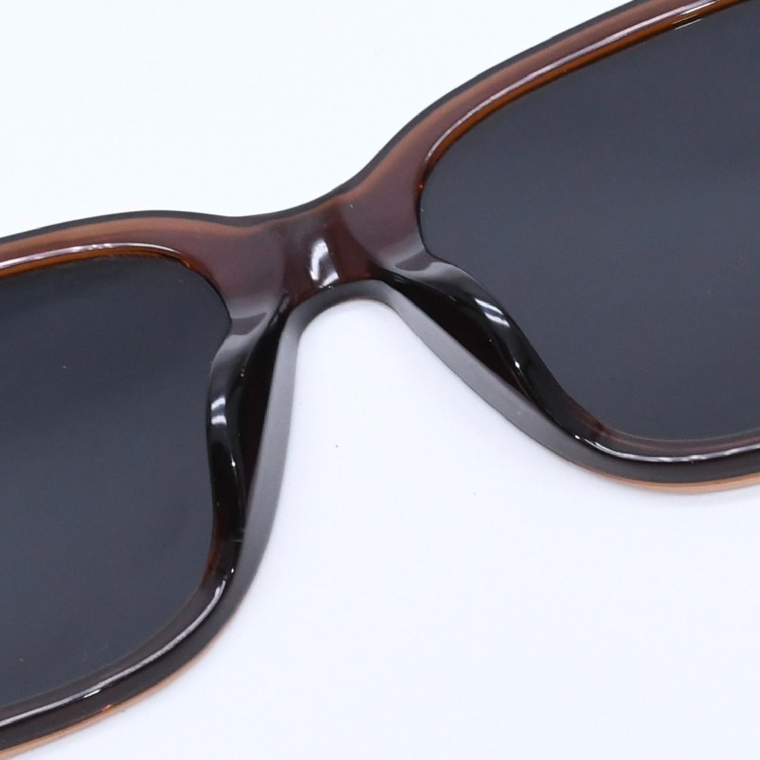 FENDI フェンディ サングラス ブラウンテンプル ブラックレンズ ゴールド金具 FF M0053/F/S 55◻︎18 150 美品 中古 4a004321 FENDI フェンディ サングラス ブラウンテンプル ブラックレンズ