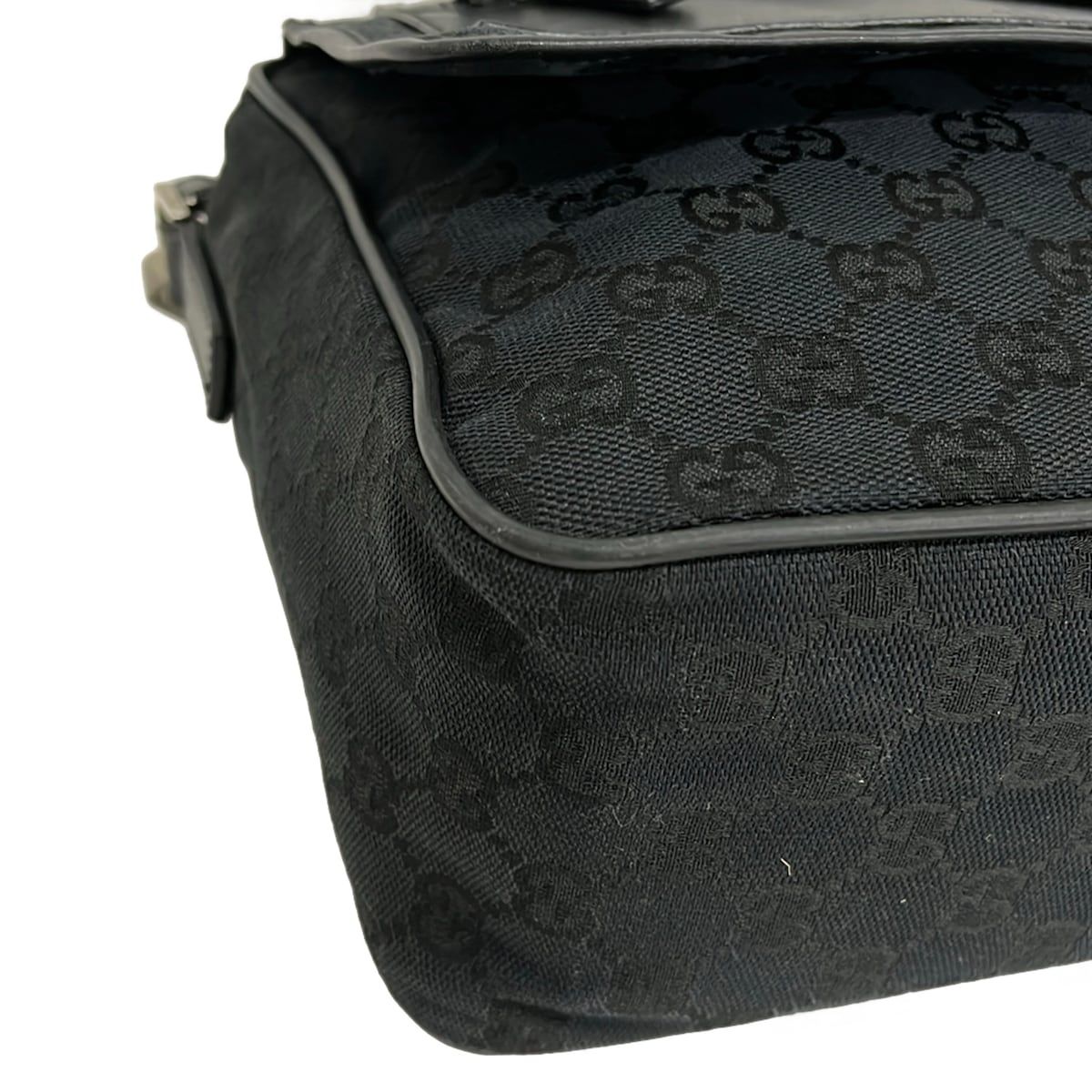 GUCCI(グッチ) ショルダーバッグ GG柄 0190375 黒 レザー - メルカリ