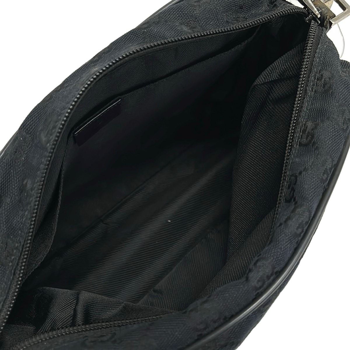 GUCCI(グッチ) ショルダーバッグ GG柄 0190375 黒 レザー - メルカリ