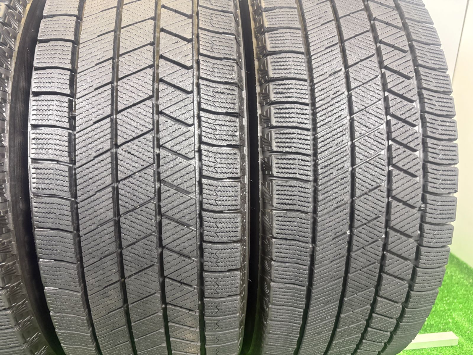 送料無料☆205/60R16 ブリヂストン VRX3 2024年製 4本 冬 タイヤ