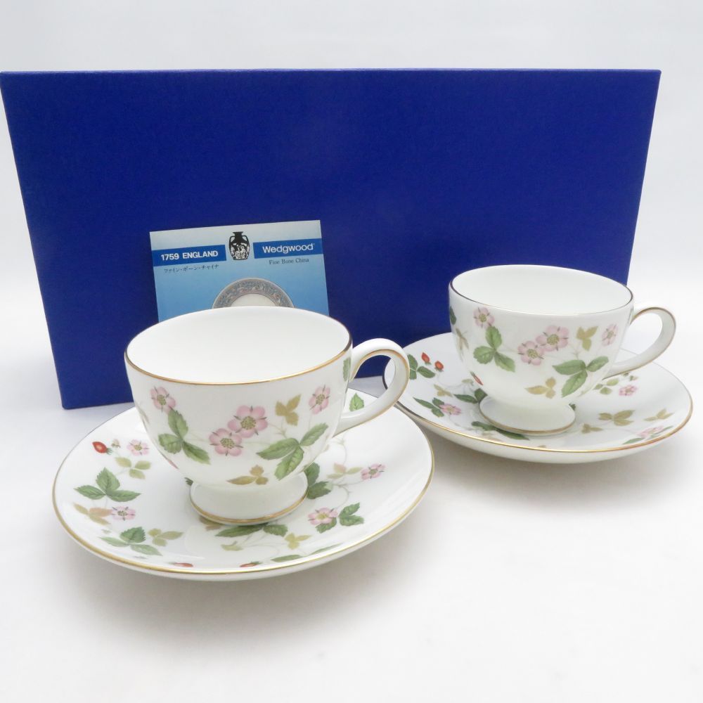 未使用 WEDGWOOD ウェッジウッド ワイルドストロベリー ティーカップ＆ソーサー 2客 ペア リー 黒壺 旧刻印 SM5475B3