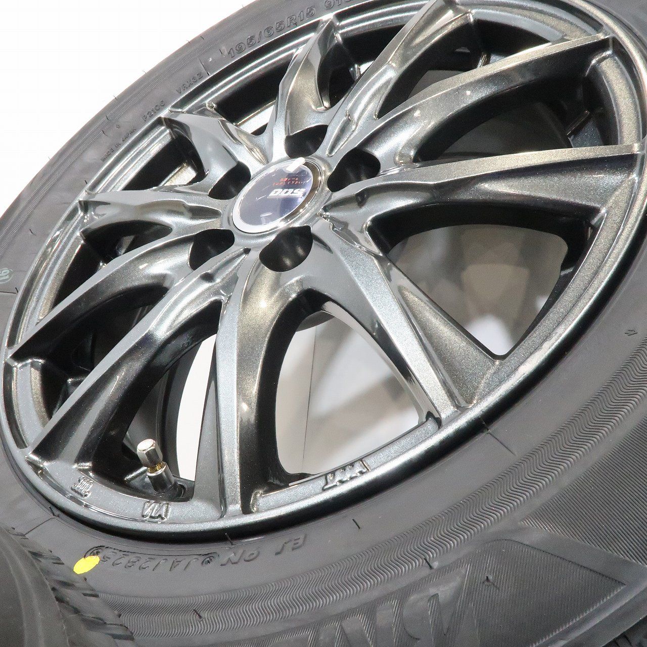 未使用】プリウス カローラ CT 等 4本 社外 15インチ 6J +43 5H PCD100 未使用】プリウス カローラ CT 等 4本 社外 15インチ 6J +43 5H PCD100