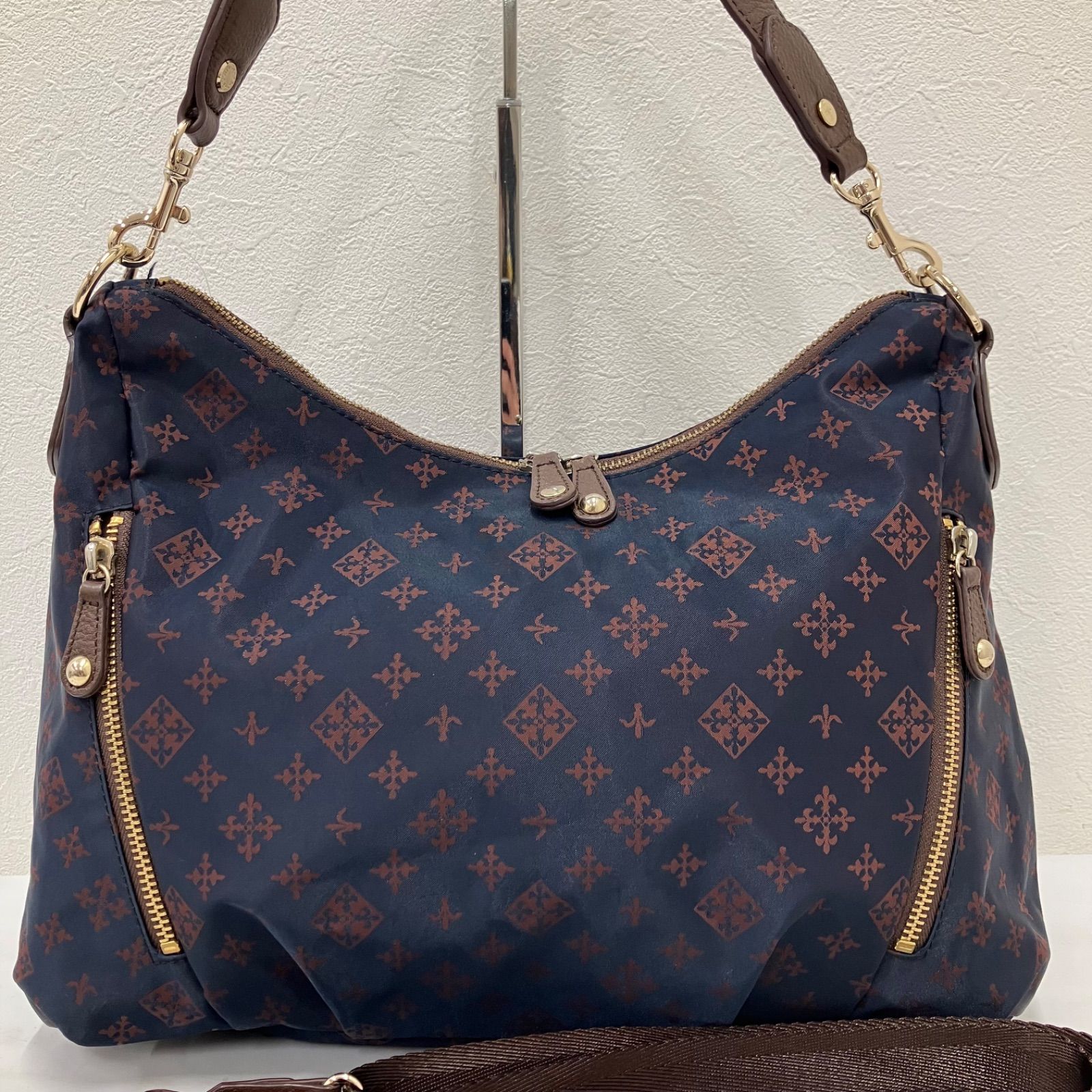美品⭐︎russet 2WAY ショルダーバッグ ネイビー ナイロン レザー 