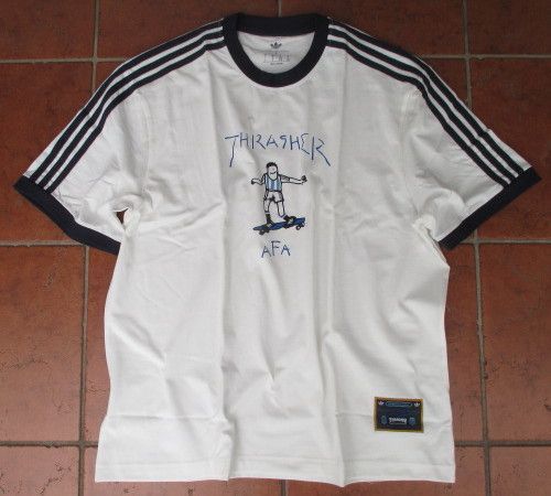 特価！激レア！トリプルコラボ！THRASHER（USA）×ADIDAS（GERMANY）×AFA（アルゼンチンサッカー協会）！GONZが描いた！AFA・GONZ・RINGER・TEE