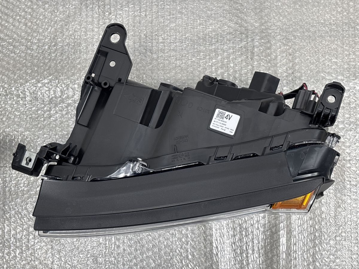 新車外し】トヨタ ランドクルーザー 250 VX 純正 ヘッドライト ヘッド