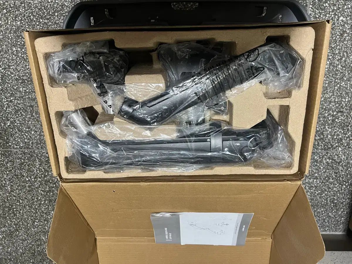 新品 ルナラブ スタンダード シングル ブラック モニターアーム スタンド