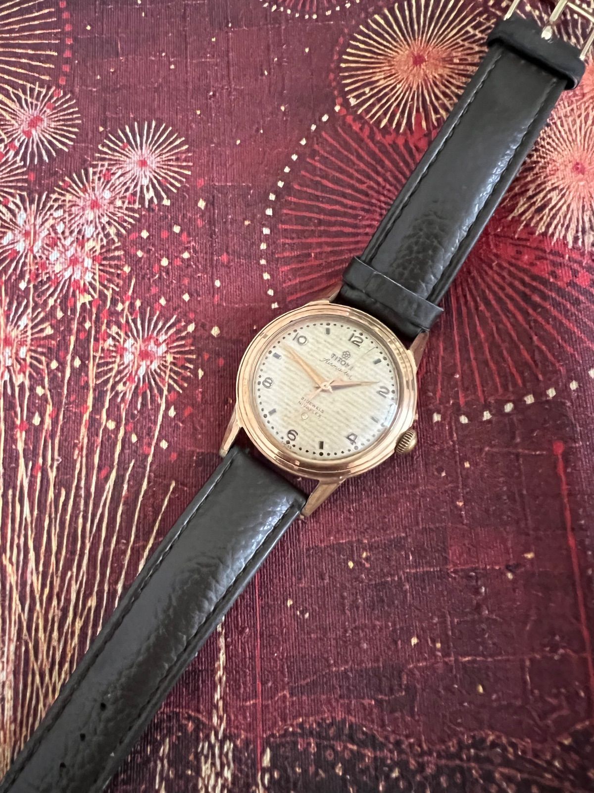 チトーニ　TITONI☆チトニ☆エアマスター☆手巻き時計☆稼働品☆メンズ☆