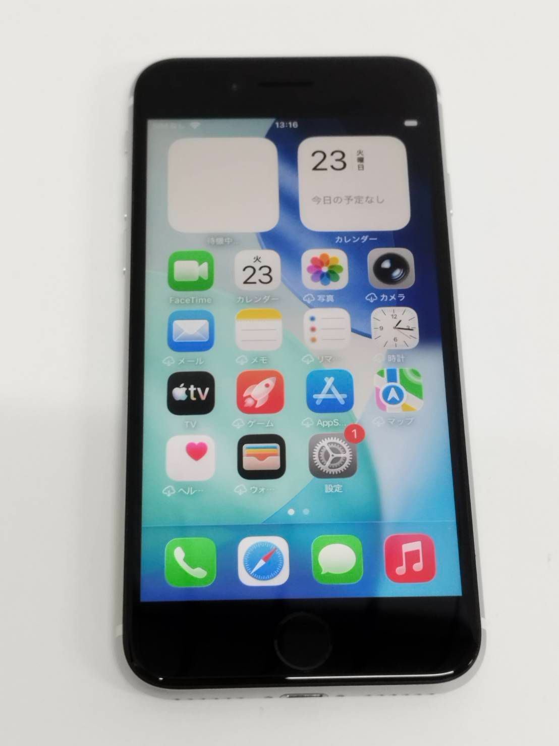 iPhone SE 64GB ホワイト 中古 iPhone SE 第2世代 64GB ホワイト SIMフリー 中古 - メルカリ