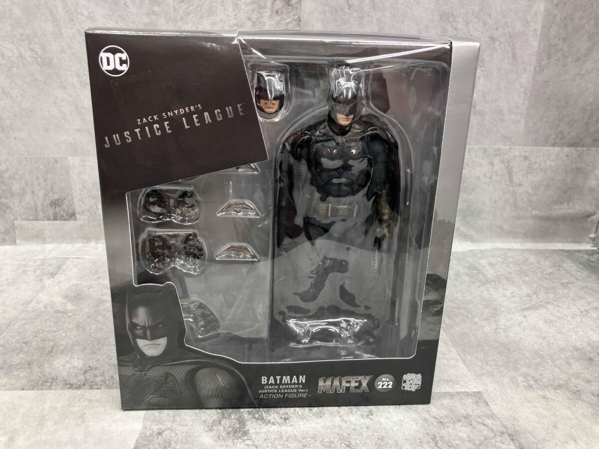 開封品 メディコム・トイ BATMAN (ZACK SNYDER